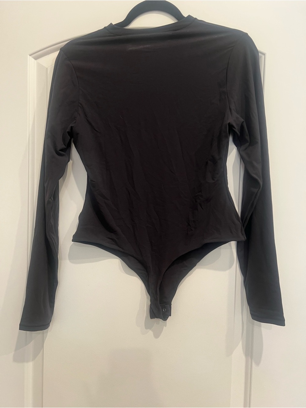 Skims Fits Everyone Long Sleeve Crew Neck Bodysuit - Picture 2 of 4